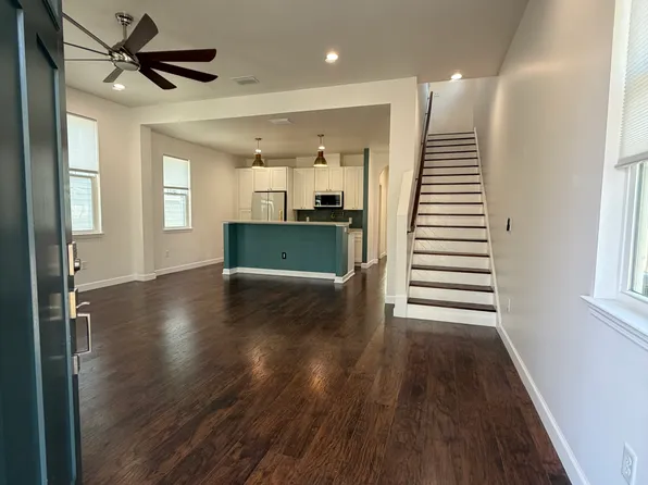 423 NW 6th Ave, Gainesville, FL 32605