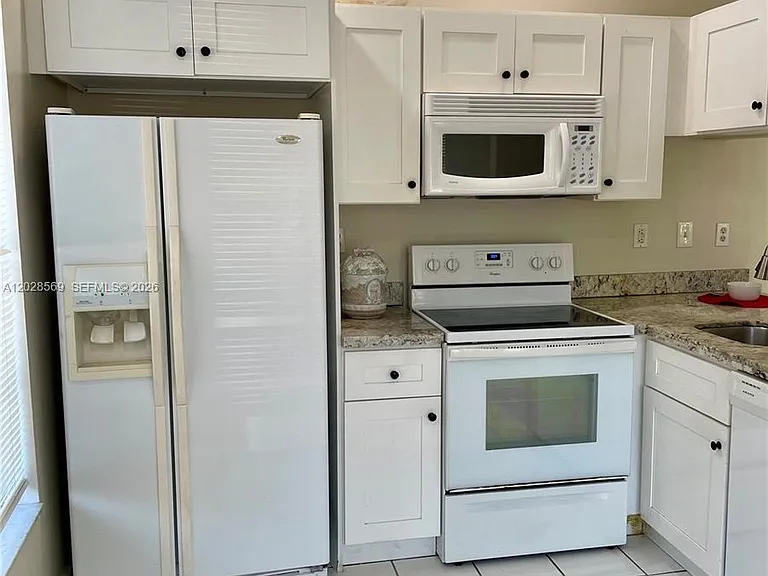 11050 SW 152nd Ct — Photo 7