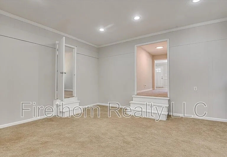 2349 Henry Cir — Photo 22