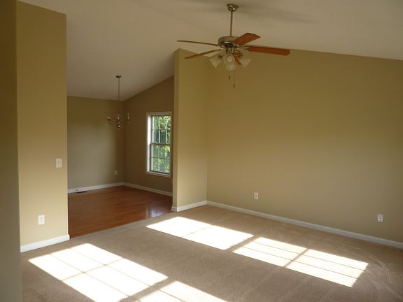 Large family room with vaulted ceilings