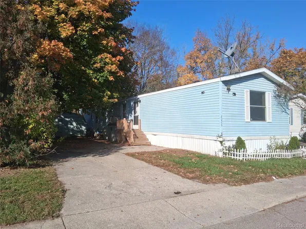 6226 Rick St, Ypsilanti, MI 48197