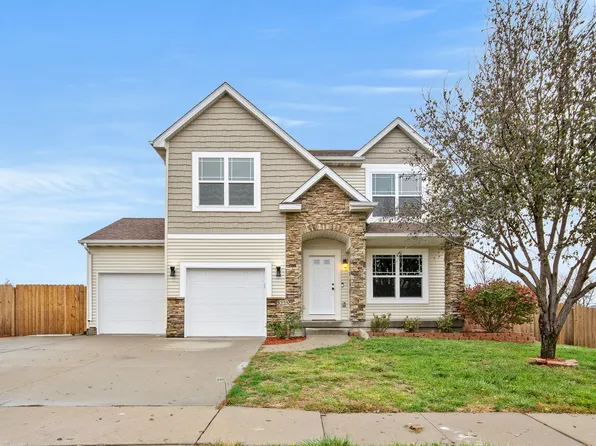 3225 Birch St SW, Bondurant, IA 50035