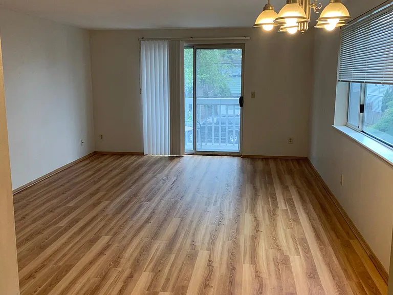 8843 Stone Ave N #1 — Photo 7