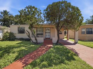 874 NW 74th St, Miami, FL 33150