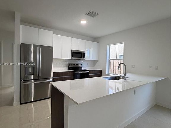 4th image of 27350 SW 133rd Path