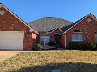 900 N Ridge Blvd, Altus, OK 73521