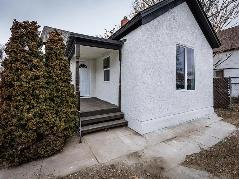 1223 Jackson St — Photo 10