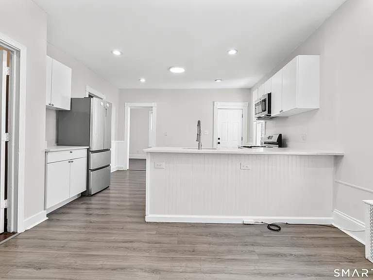 394 Gregory St #4 — Photo 7