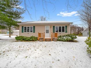 2212 W Grays Ln, Oak Creek, WI