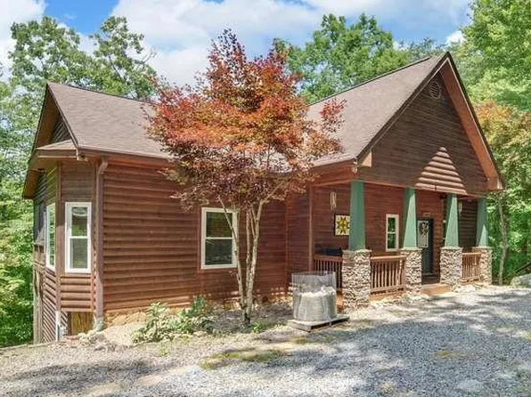 10 Piper Ln, Murphy, NC 28906