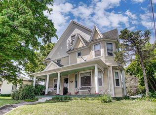 241 E Albion St, Avilla, IN 46710