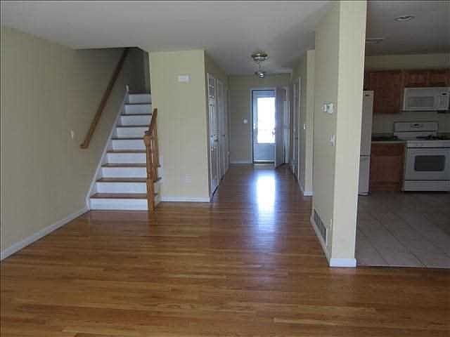 2nd image of 308 Pinebrook Dr