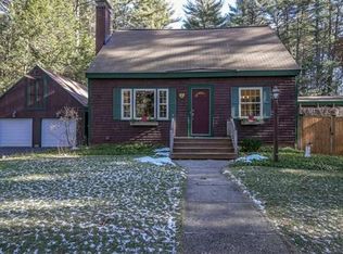 211 Carlisle Rd, Bedford, MA 01730