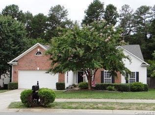 2633 Windsor Chase Dr, Matthews, NC 28105