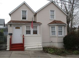 59 Fountain St, Norwich, CT 06360