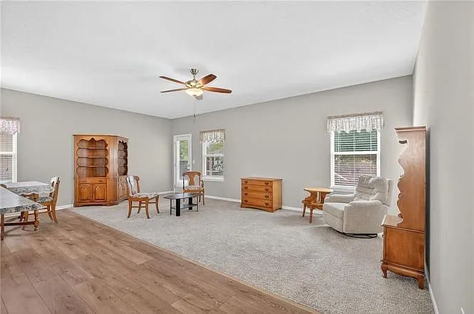 765 S Elm St — Photo 4