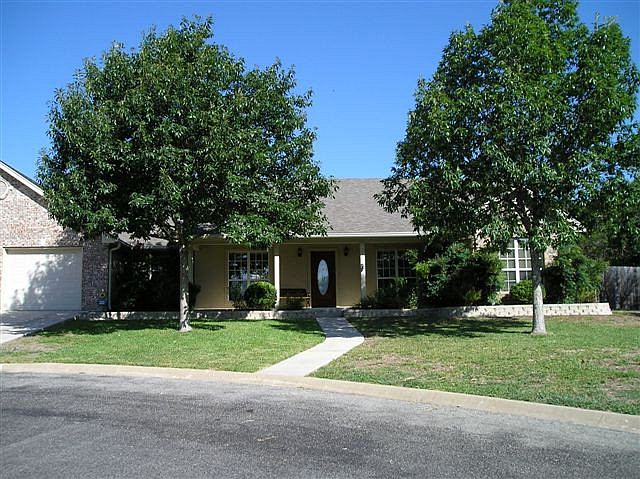 1st image of 222 Oakview Dr