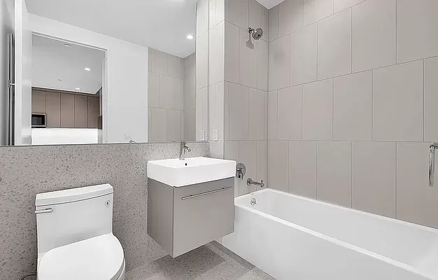 Rented by Modern Spaces | media 22