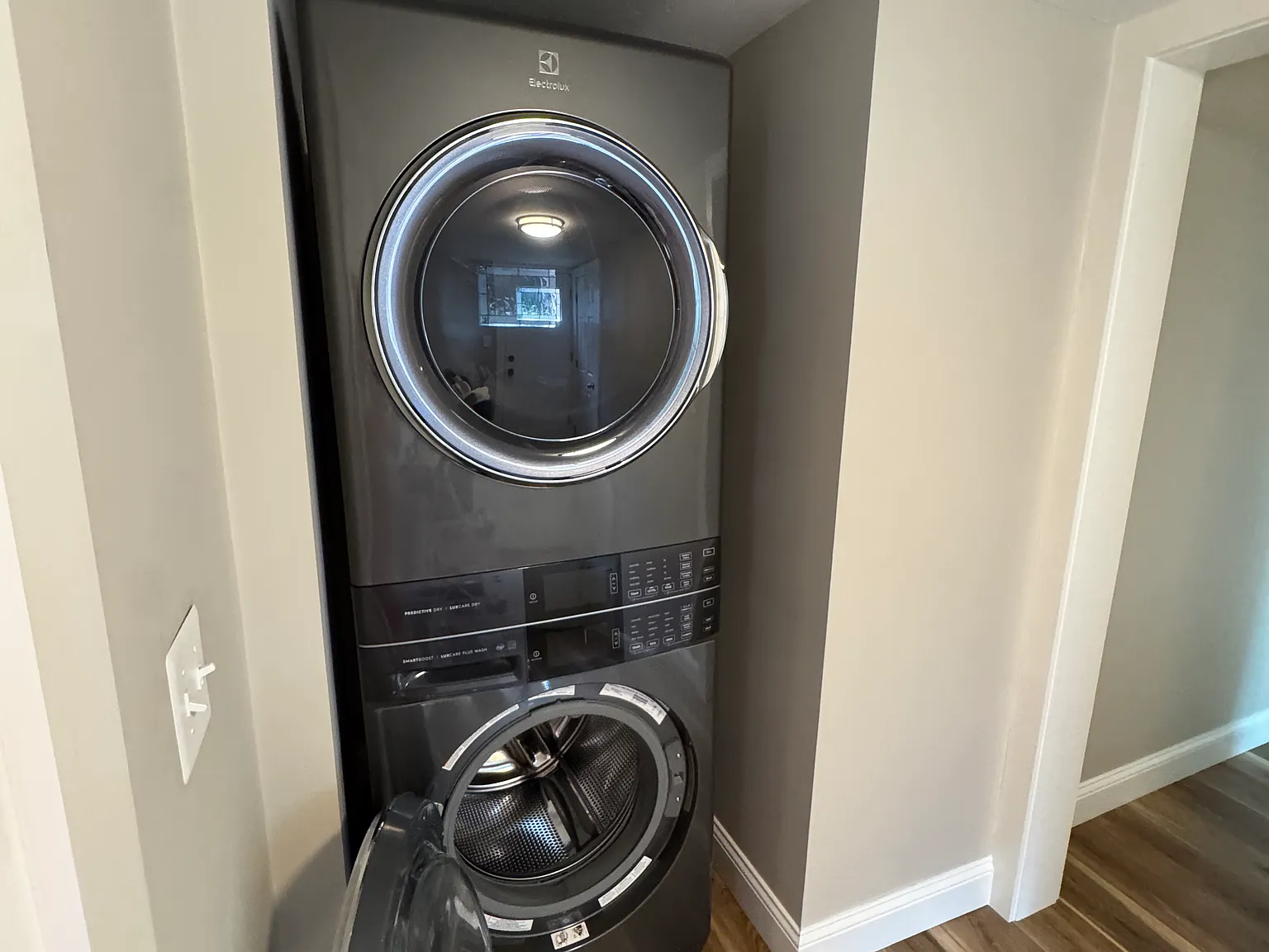 3 bed, 1356 sqft, $2,750 — Photo 3