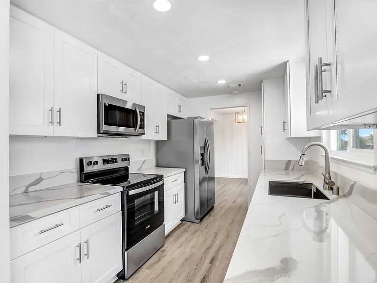 1589 Omalley Ave — Photo 5