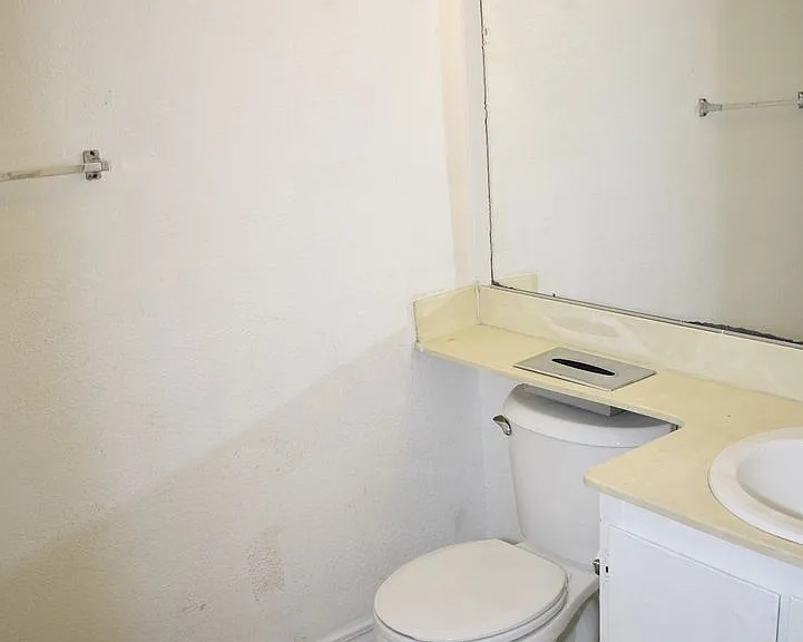 5237 Manzanita Ave #2 — Photo 6