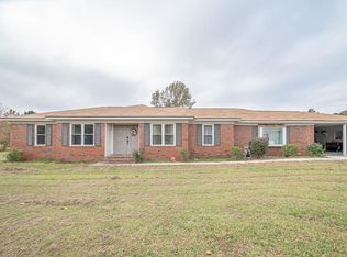 84 Overlook Dr, Seale, AL 36875