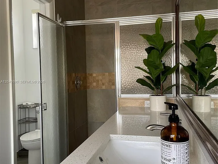 805 Falling Water Rd — Photo 17