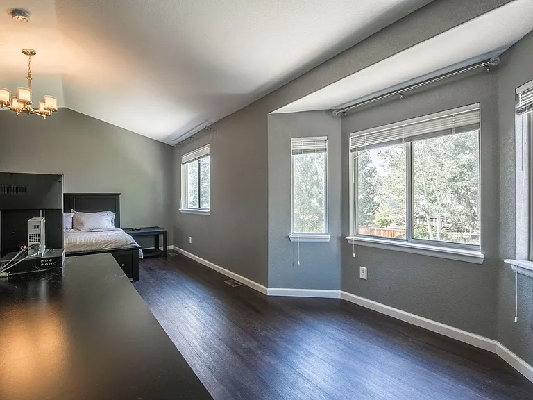 1275 S Boyero Ct — Photo 11