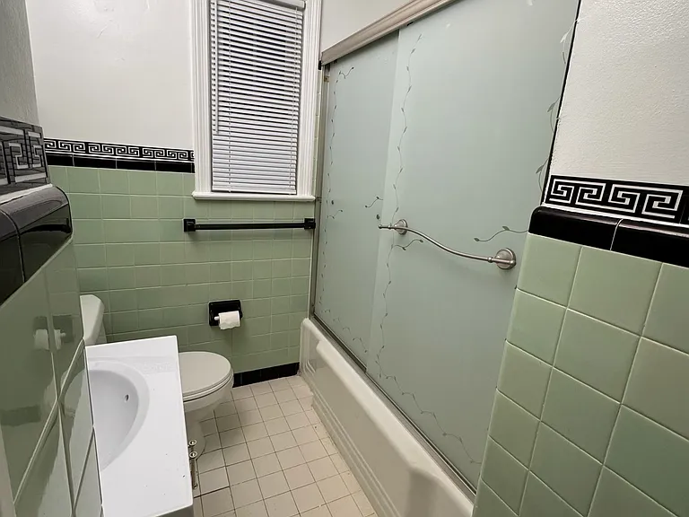 9220 Marlow Ave — Photo 18