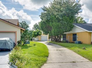 5 Trophy Ln, Kissimmee, FL 34759