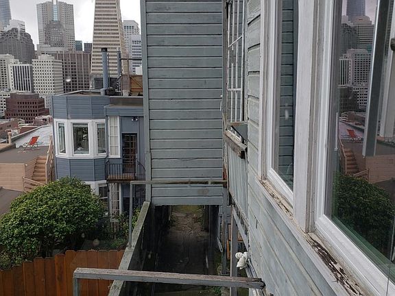 5th image of 434 Vallejo St #434