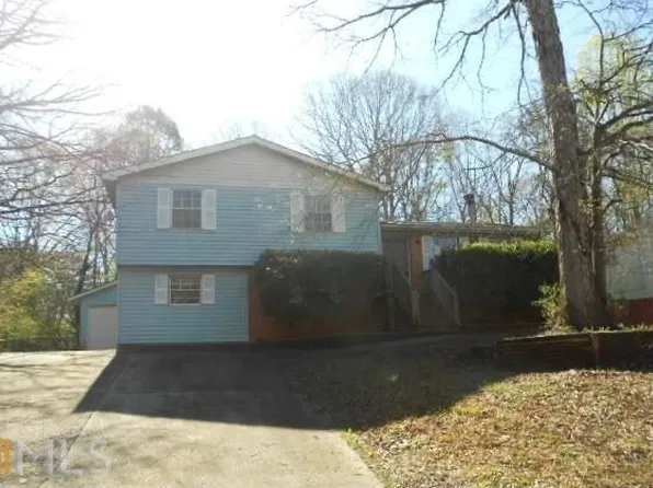 6634 Cambridge Dr, Rex, GA 30273
