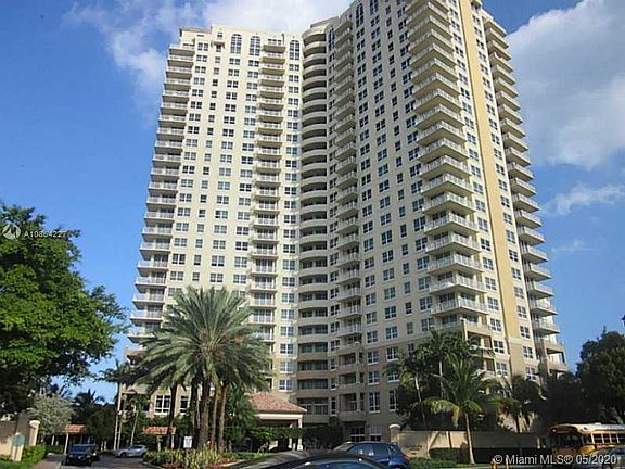 2nd image of 19501 W Country Club Dr APT 2405