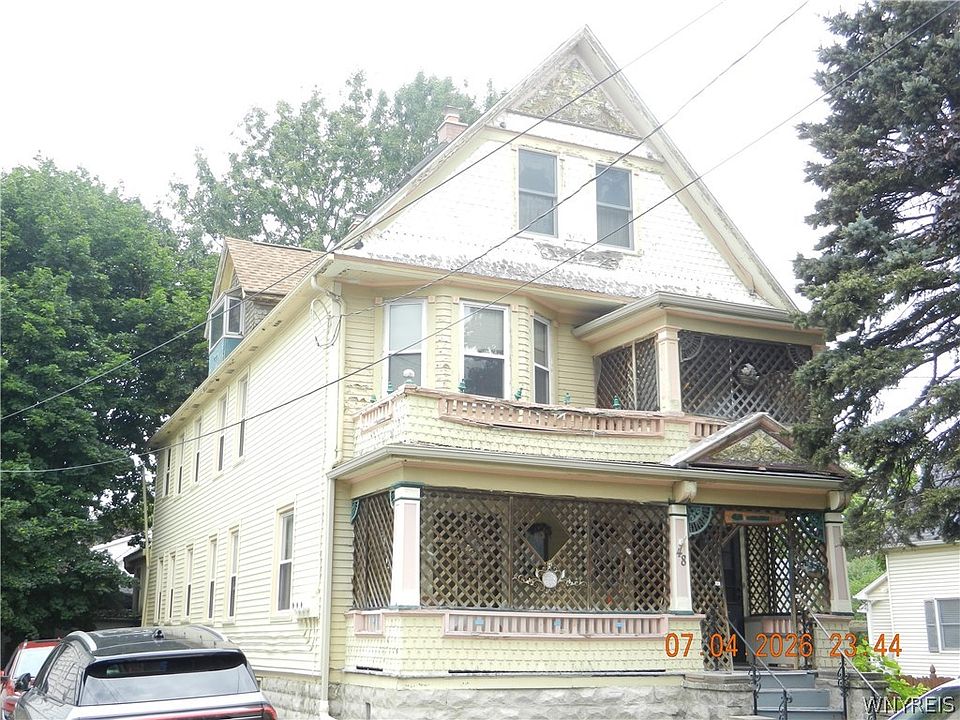 1st image of 48 Dirkson Ave Floor 3