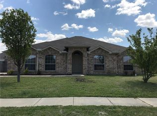 1718 Millbrook Dr, Midlothian, TX 76065