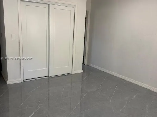 1946 NE 167th St #3A, Miami, FL 33162