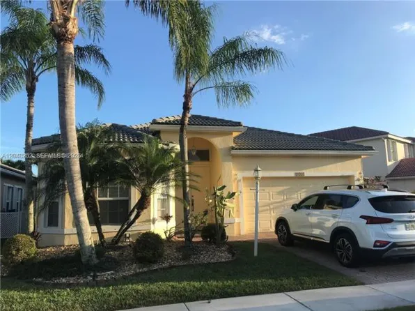 4729 NW 120th Dr, Pompano Beach, FL 33076