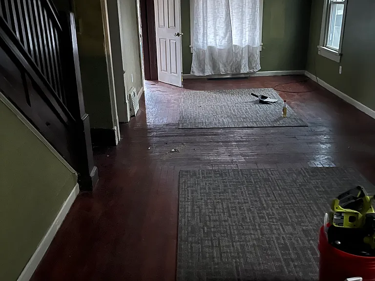 20 Crocker Ave — Photo 1