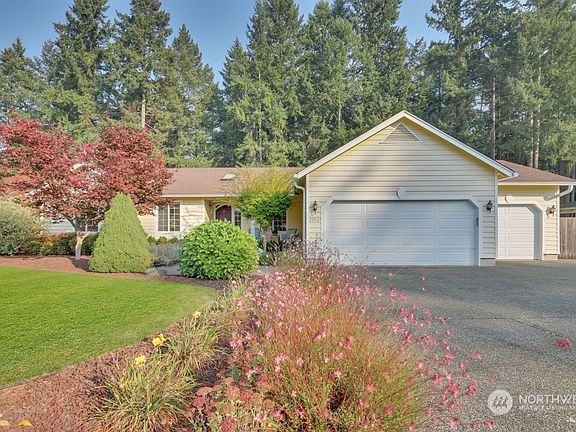 2nd image of 20921 81st Avenue Ct E