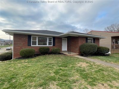 1325 Park Ave, Nitro, WV, 25143