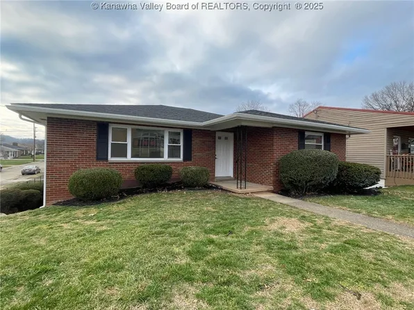 1325 Park Ave, Nitro, WV 25143