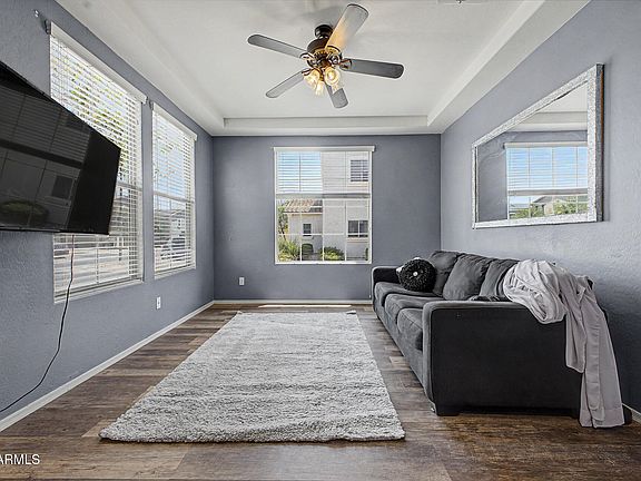 3rd image of 17757 W MANDALAY Lane