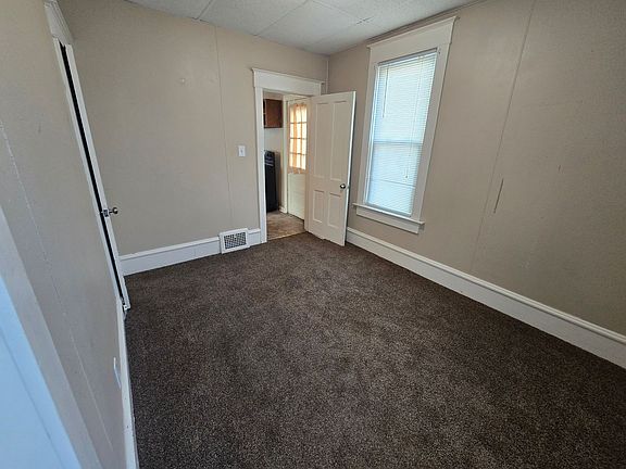 5th image of 2122 Jones St #5845B107C