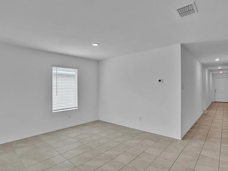 1207 Tallow Trl — Photo 7
