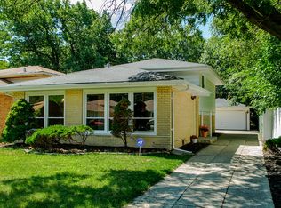 925 E 148th St, Dolton, IL 60419