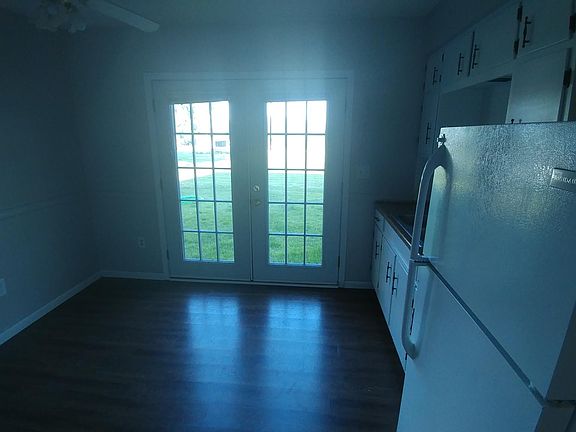 5th image of 108 Chevychase Ln APT 3
