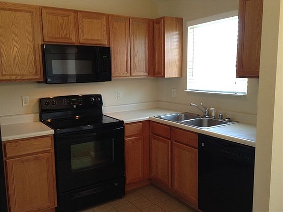 4th image of 726 Berlander Dr