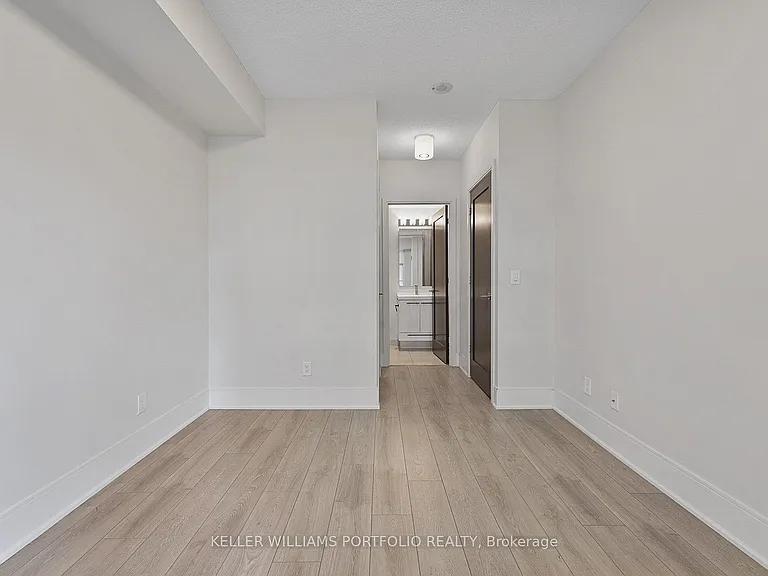 25 Broadway Ave #1504 — Photo 13