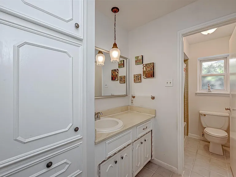 12823 Westhorpe Dr — Photo 7