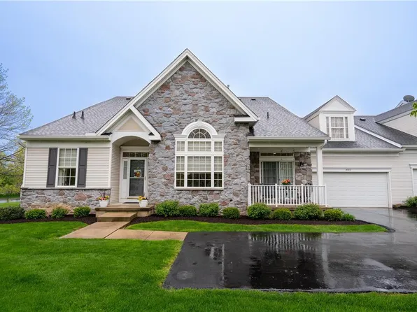 1880 Jeanine Way, Hellertown, PA 18055